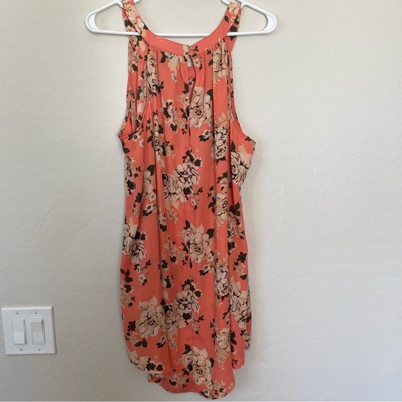 Torrid Coral Pink Floral Georgette High Neck Sleeveless Hi Lo Tank Size 1 - Picture 2 of 5